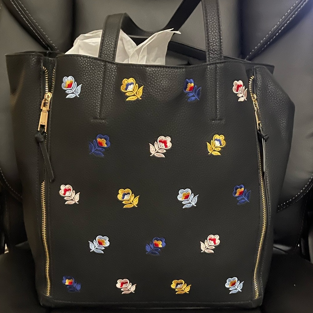 New XOXO Large Tote Bag